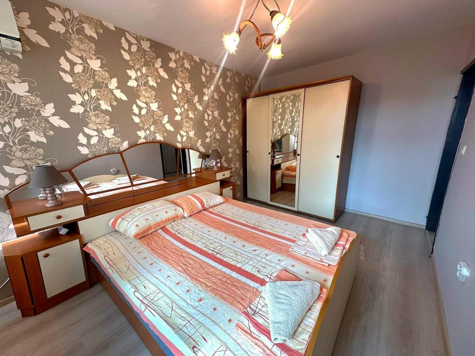 Lux Apartment Sisi Burgas Екстер'єр фото